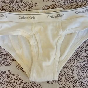 Gently used ck brief